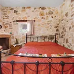 Lithahiro Stone House