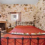 펜션 Lithahiro Stone House 자킨토스 타운