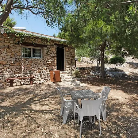 Vakantiehuis Lithahiro Stone House *