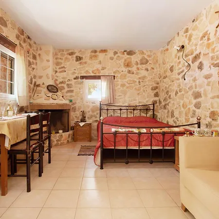 Lithahiro Stone House