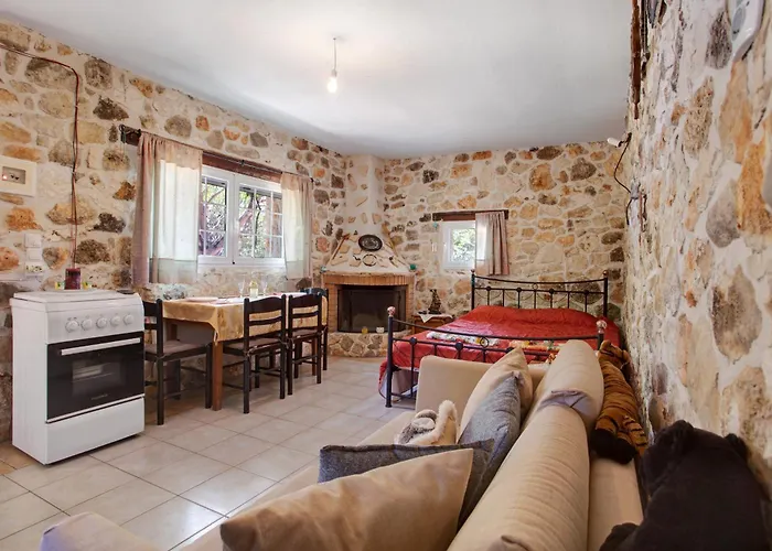 Lithahiro Stone House