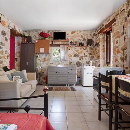 Hébergement de vacances Lithahiro Stone House *